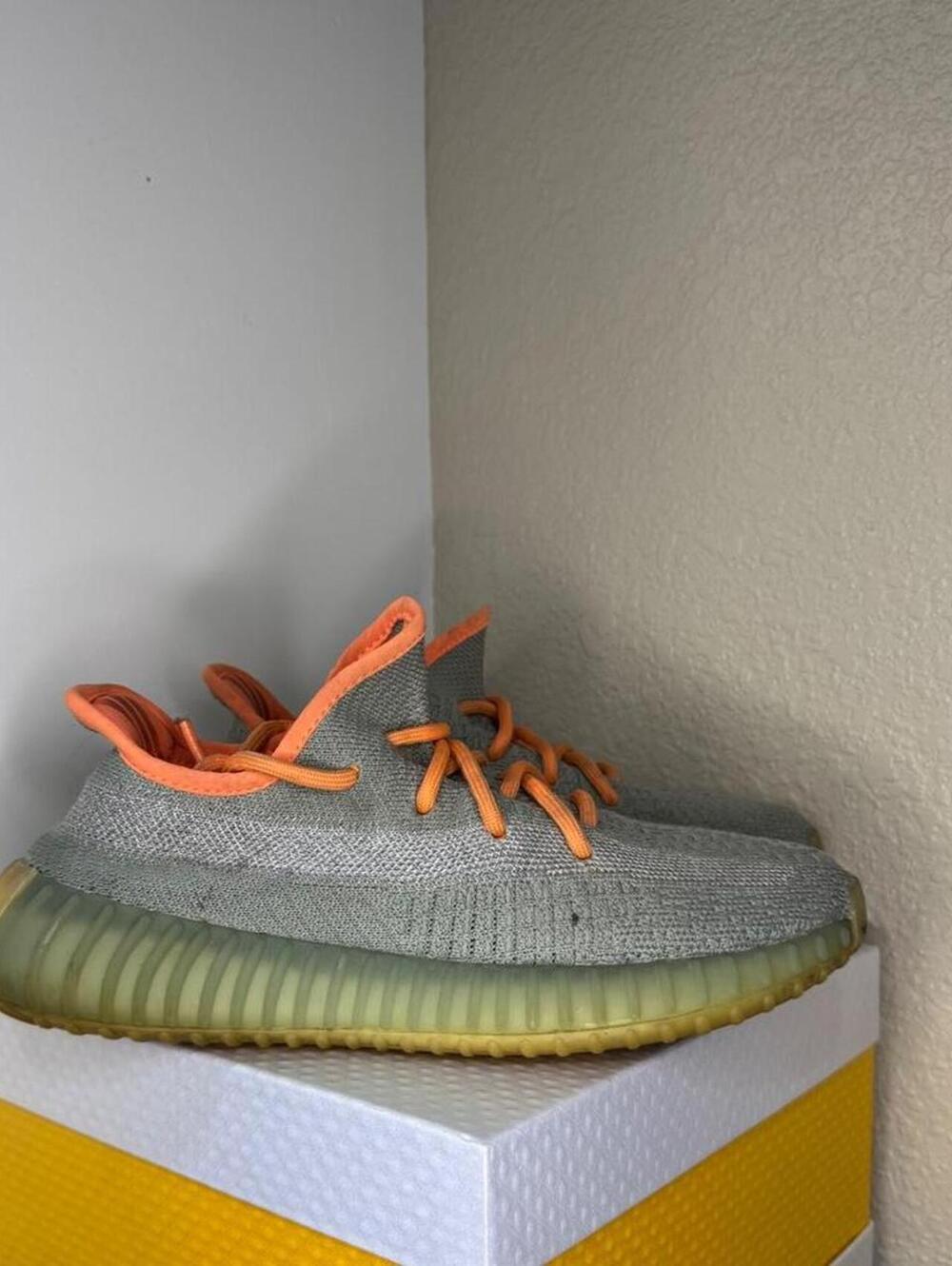 adidas Yeezy Boost 350 Iconic Kanye West Sneakers 5.5 MEN